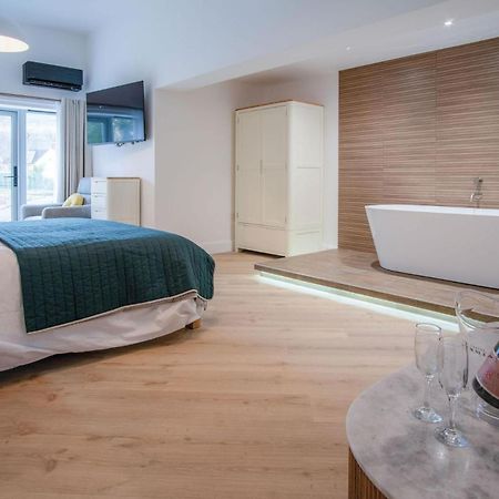 Suite 5 - Sleeping Giant Hotel - Pen Y Cae Inn Brecon Luaran gambar